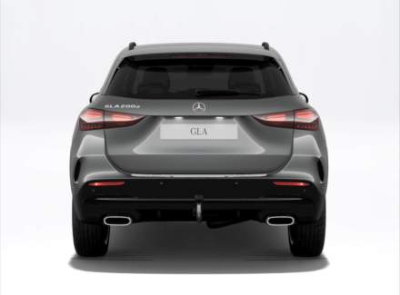 Mercedes-Benz - GLA
