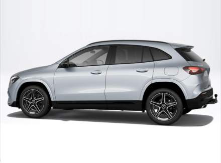 Mercedes-Benz - GLA
