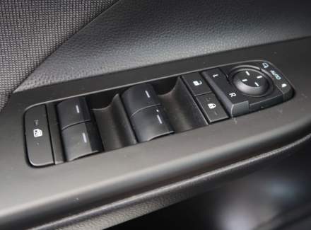 Toyota - C-HR