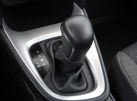 Toyota - Yaris Cross