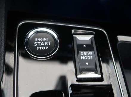 Peugeot - 3008