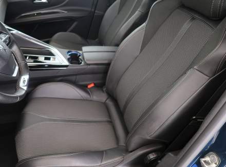 Peugeot - 3008