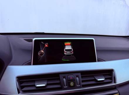 BMW - X1