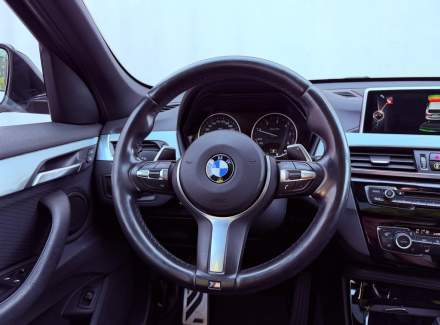 BMW - X1