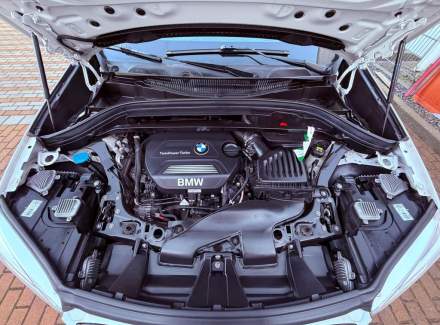 BMW - X1