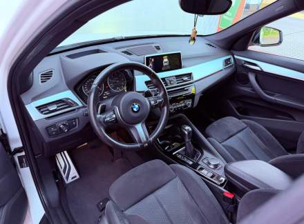 BMW - X1