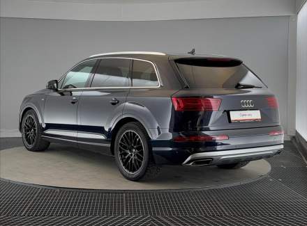 Audi - Q7