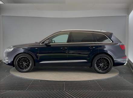 Audi - Q7