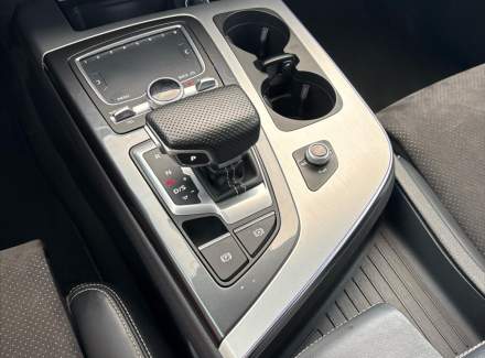 Audi - Q7