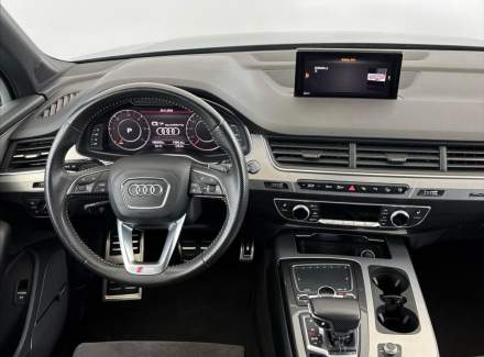 Audi - Q7