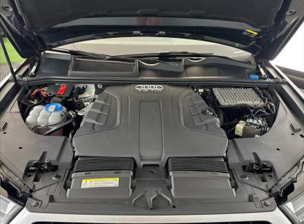 Audi - Q7