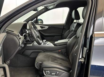 Audi - Q7