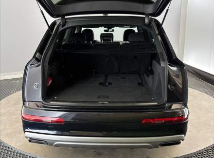 Audi - Q7