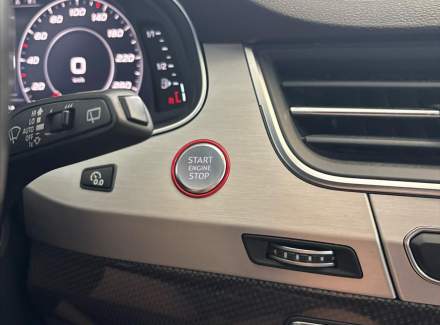Audi - SQ7