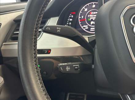 Audi - SQ7