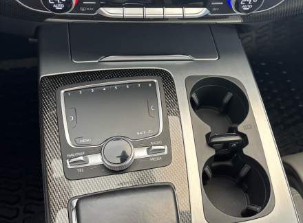 Audi - SQ7