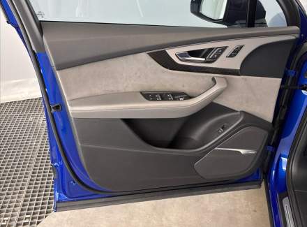 Audi - SQ7