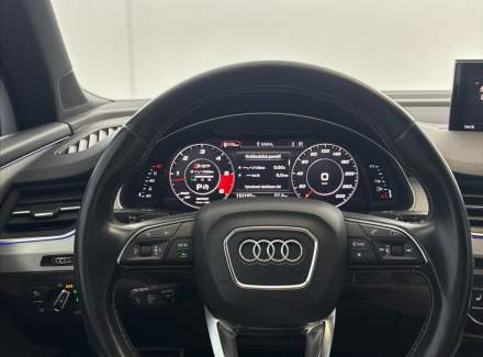 Audi - SQ7