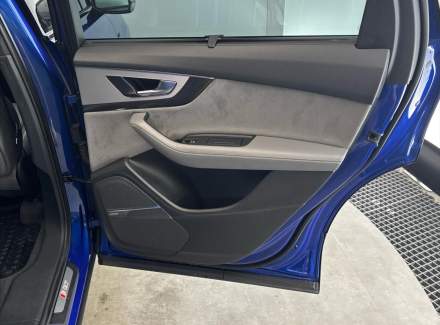 Audi - SQ7