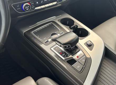 Audi - SQ7
