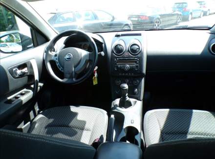 Nissan - Qashqai