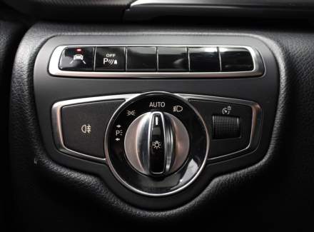 Mercedes-Benz - V-class