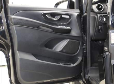 Mercedes-Benz - V-class