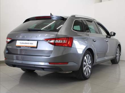 Škoda - Superb