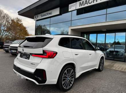 BMW - iX1