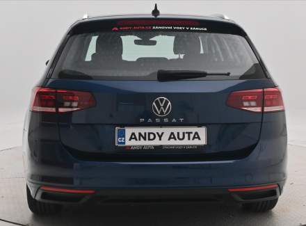 Volkswagen - Passat