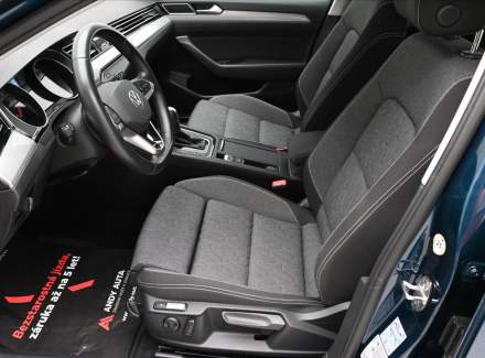 Volkswagen - Passat