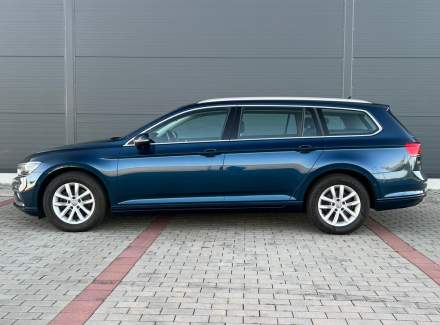 Volkswagen - Passat