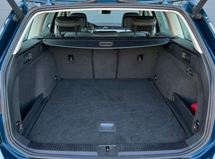 Volkswagen - Passat