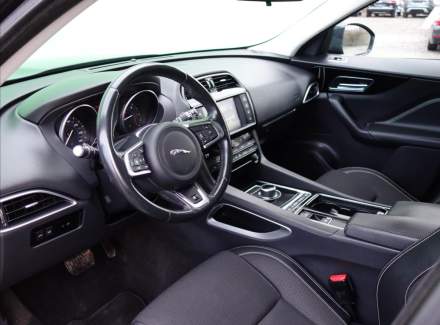 Jaguar - F-Pace