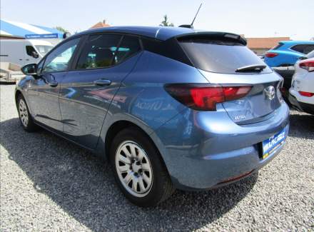 Opel - Astra