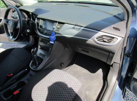 Opel - Astra