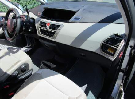 Citroën - C4