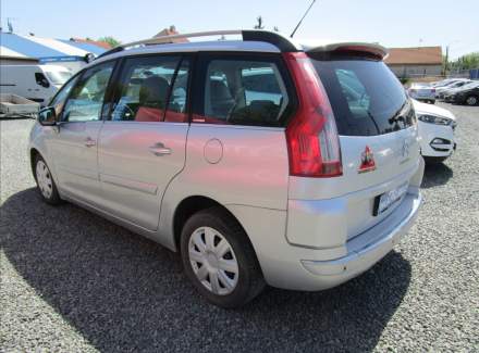 Citroën - C4
