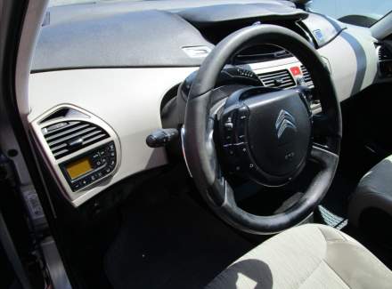 Citroën - C4