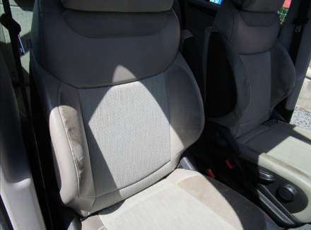 Citroën - C4