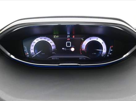 Peugeot - 5008