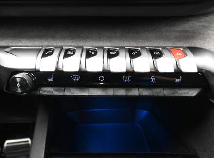 Peugeot - 5008