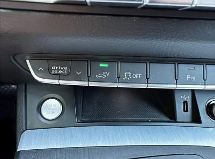 Audi - Q5