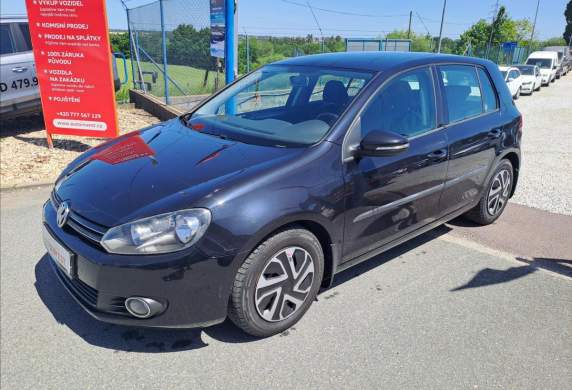 Volkswagen - Golf