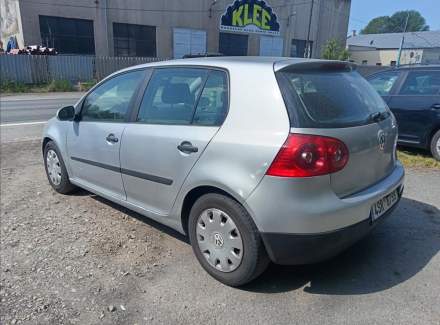 Volkswagen - Golf