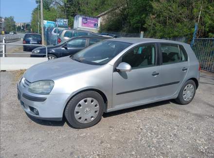 Volkswagen - Golf
