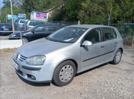 Volkswagen - Golf
