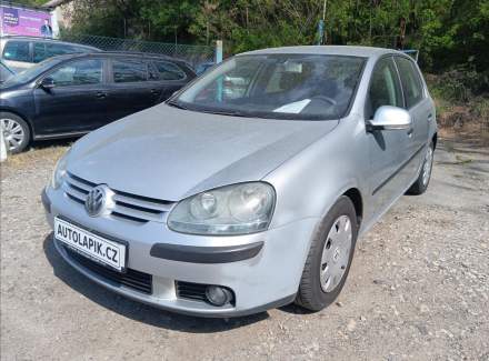 Volkswagen - Golf