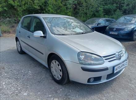 Volkswagen - Golf