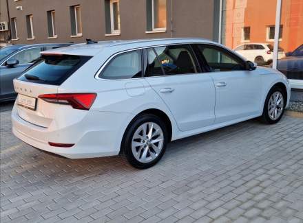 Škoda - Octavia